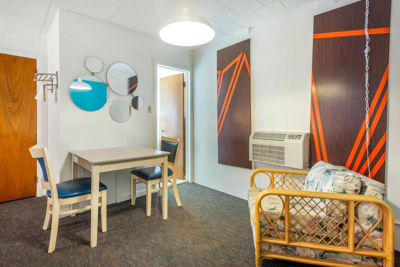 Boardwalk Hammock Inn Wildwood Beach Hotel Oceanfront Exterior foto